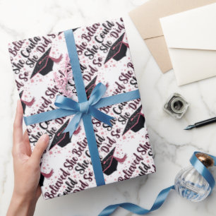 Papier Cadeau Elle Croyait Qu'Elle Pouvait Le Faire.