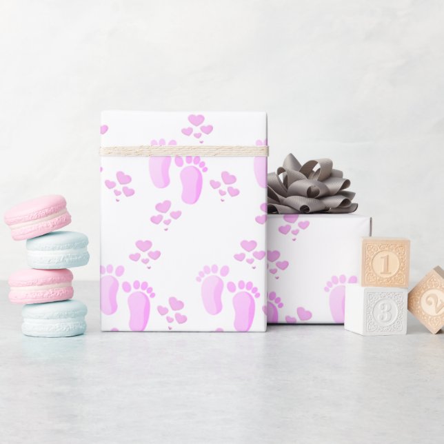 Papier Cadeau Empreintes et Coeurs de bébé roses sur blanc (Baby Shower)