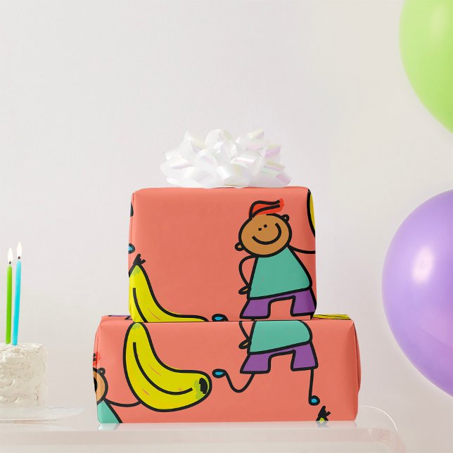 Papier Cadeau Enfant Joueur tenant une grande banane jaune (Créateur téléchargé)