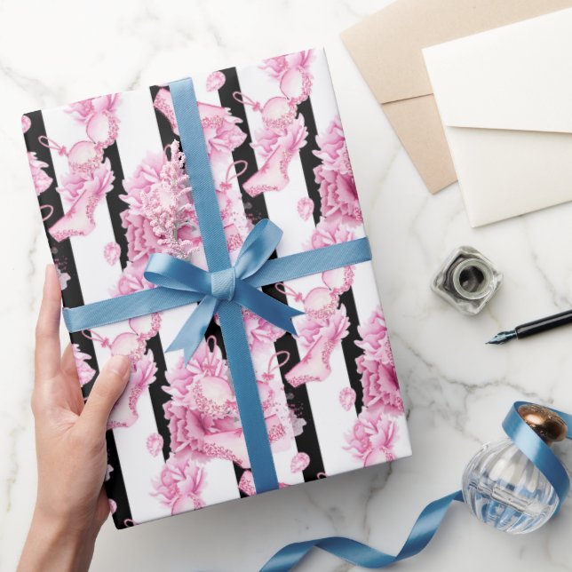 Papier Cadeau Enveloppement de Fête des mariées motif de lingeri (Cadeaux)
