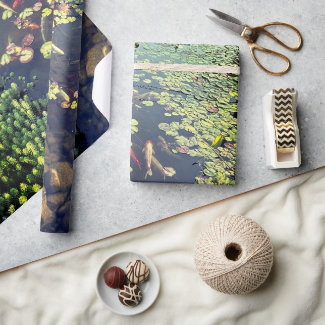 Papier Cadeau Étang de poisson paisible de Koi (Artisanat)