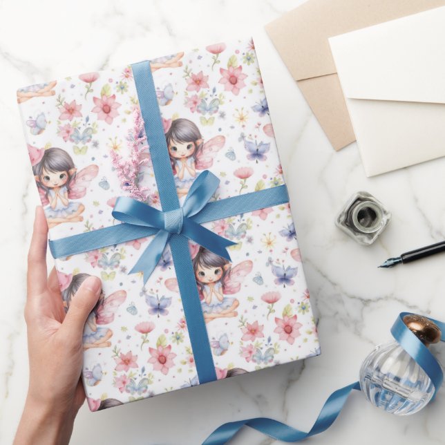 Papier Cadeau Fée mignonne en Casquette d'anniversaire, Fleurs,  (Cadeaux)