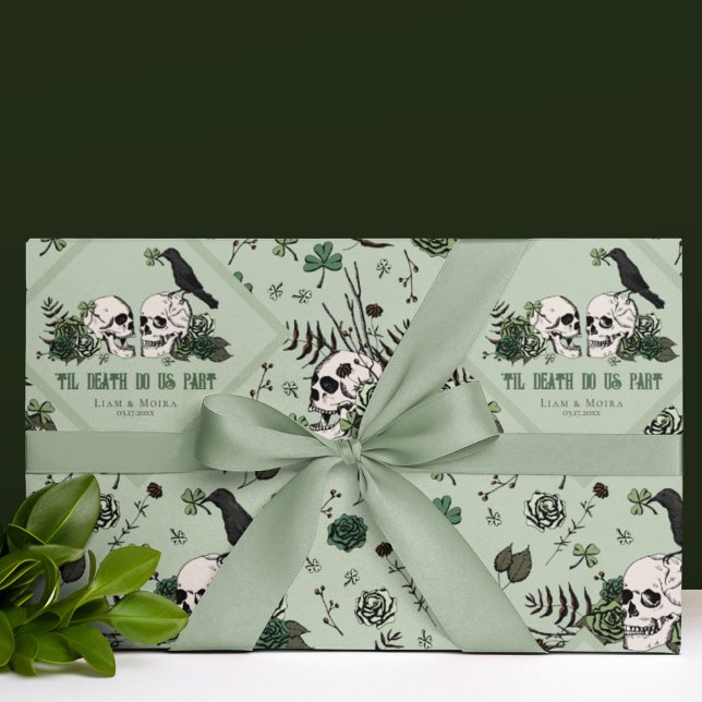 Papier Cadeau Fête de la Saint-Patrick gothique Fleurs Crânes Ma (Modern Gothic Floral Skull Irish Wedding Wrapping Paper. St Patricks Day Wedding, Bridal Shower...)