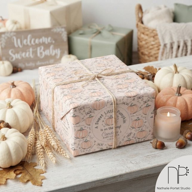 Papier Cadeau Fête de naissance Petite Citrouille Orange & Crème (This Sweet Little Pumpkin Baby Shower Wrapping Paper features hand drawn pumpkins stars and candy)