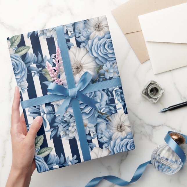 Papier Cadeau Fête des mariées des rayures florales bleu marine (Cadeaux)