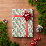 Papier Cadeau Feuilles de Noël et balles<br><div class="desc">Beaux feuilles verts de Noël et boules de décoration rouge sur ce papier d'emballage</div>