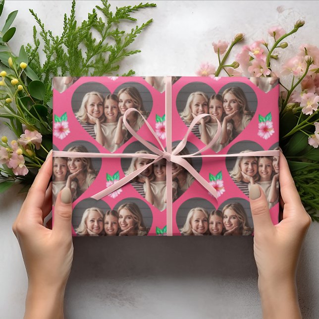 Papier Cadeau Feuilles de papier d'enveloppement de photos cardi (Celebrate someone special with this personalized heart photo wrapping paper! )