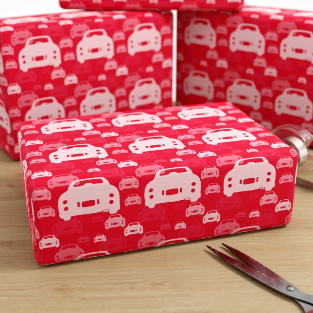 Papier Cadeau Figarations Figaro Voiture Motif Papier rouge (Fun red figgy wrapping paper perfect for all sort of gifts. You can change the background colour)