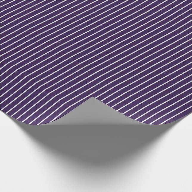 Papier Cadeau Fines rayures blanches sur fond violet foncé (Coin)