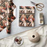 Papier Cadeau Flamme fille des années 1920 grande gatsby or noir<br><div class="desc">Une belle fille Flapper aux cheveux rouges porte un dessus brillant en faux or off-épaule, un bandeau et de longues boucles d'oreilles en faux or qui semblent scintiller et briller contre l'arrière - plan noir. Elle porte un eyeliner noir épais et un rouge à lèvres foncé qui fait apparaître sa...</div>