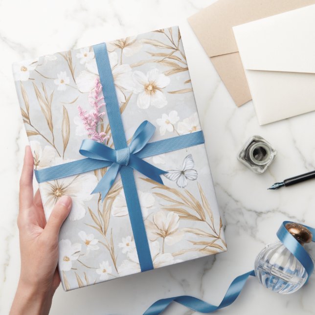 Papier Cadeau Fleurs de crème blanche papillons bleus douche de  (Cadeaux)