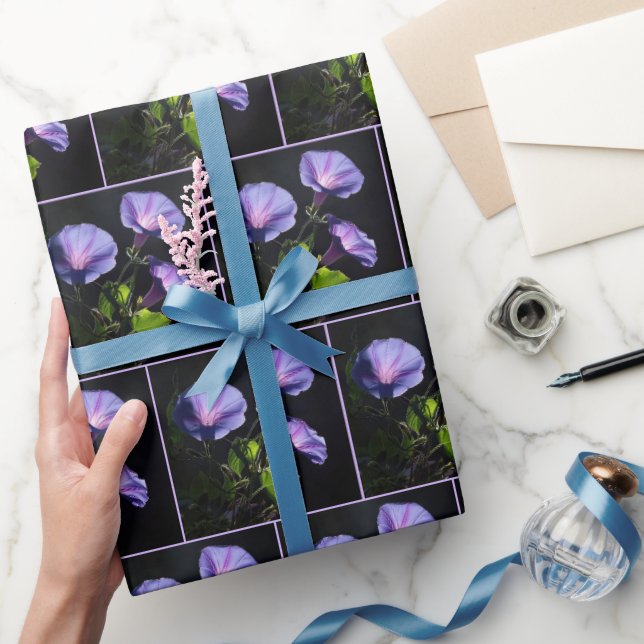 Papier Cadeau Fleurs de gloire du matin illuminées (Cadeaux)