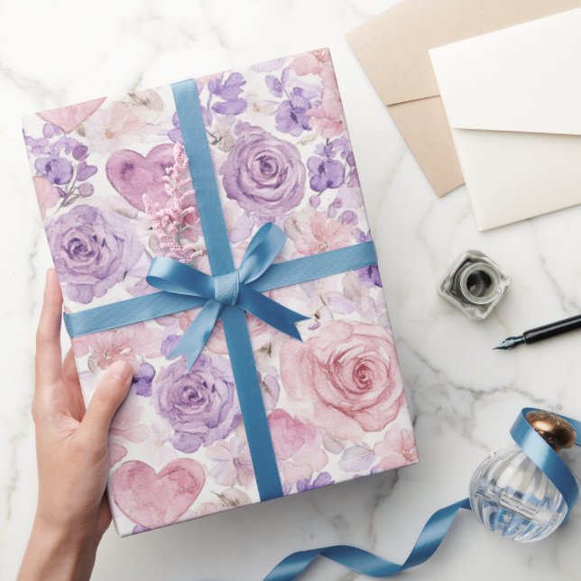 Papier Cadeau Fleurs de mariage rose violet cœurs (Cadeaux)