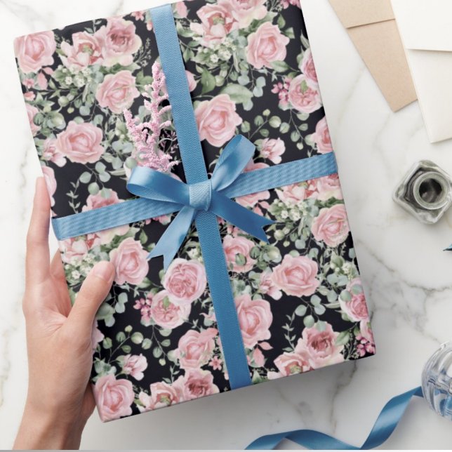 Papier Cadeau Fleurs de pivoine rose sur noir (Créateur téléchargé)