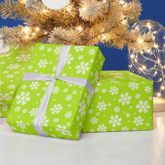 Papier Cadeau Flocons blancs sur motif vert d'hiver (Vacances)