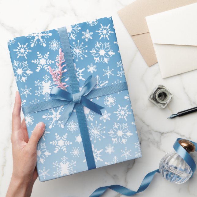 Papier Cadeau Flocons de neige à dégradé bleu (Cadeaux)