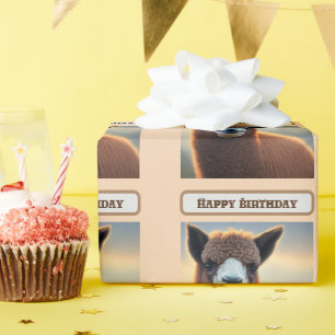 Papier Cadeau "Fluffy Majesty : le grand alpaga Brown Wooly"