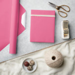 Papier Cadeau Fruit dragon rose couleur solide<br><div class="desc">Papier d'emballage couleur solide dans une grande variété de couleurs pour tous vos cadeaux de mariage et de douche. Les couleurs pour 2025 sont foncées et audacieuses et c'est ce que vous trouverez dans mes derniers designs avec des noms de couleurs de différentes entreprises de design.</div>