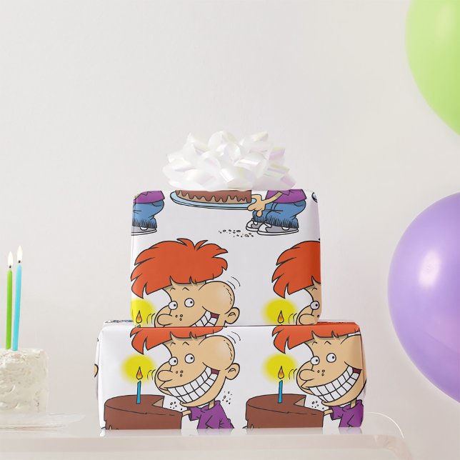 Papier Cadeau Garçon de dessin animé drôle avec gâteau d'anniver (Créateur téléchargé)