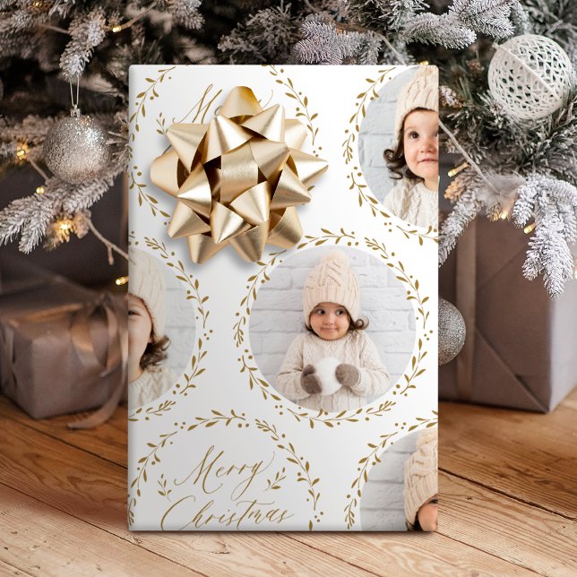 Papier Cadeau Gold Modern Script Merry Christmas Family 6 photo (Gold Modern Script Merry Christmas Family 6 photo Wrapping Paper)