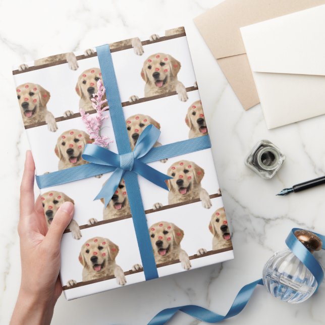 Papier Cadeau Gold Retriever avec des baisers en bâton à lèvres (Cadeaux)