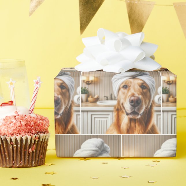 Papier Cadeau Golden Retriever portant une serviette Turban (Fête d'anniversaire)