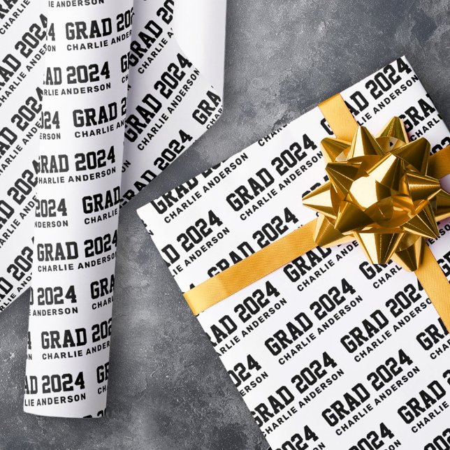 Papier Cadeau Grad année 2024 nom du diplômé noir blanc (Grad year 2024 graduate name black white wrapping paper)