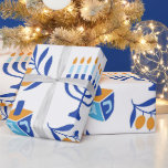 Papier Cadeau Grand Motif Menorah et Dreidel Hanoukka<br><div class="desc">Grand Motif Menorah et Dreidel Hanoukka papier d'enveloppement.</div>