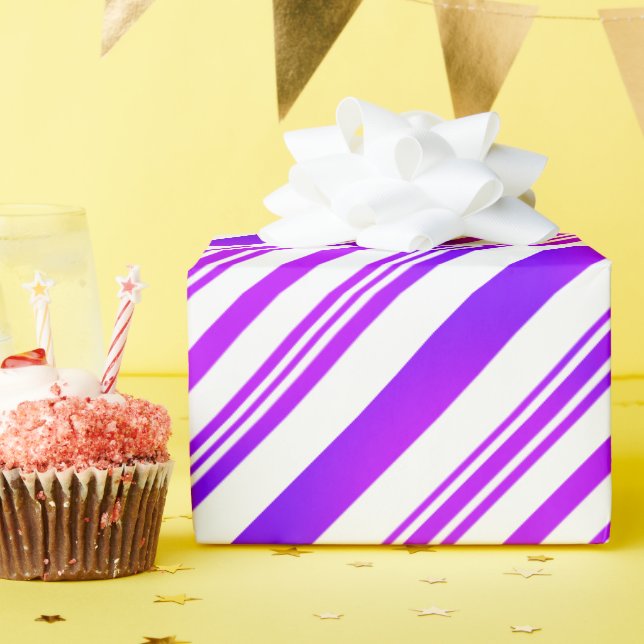 Papier Cadeau Grandes bandes violettes et blanches (Fête d'anniversaire)