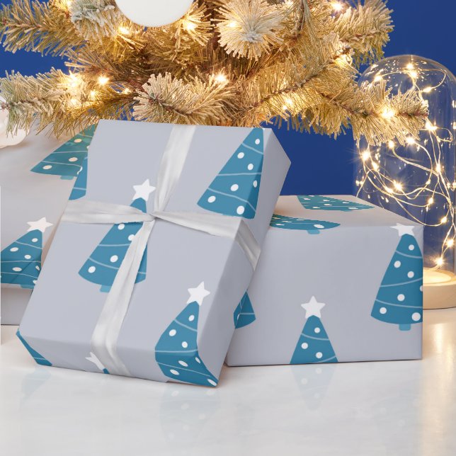 PAPIER CADEAU GRIS AUX ARBRES DE NOËL BLEUS ET BLANCS (Vacances)