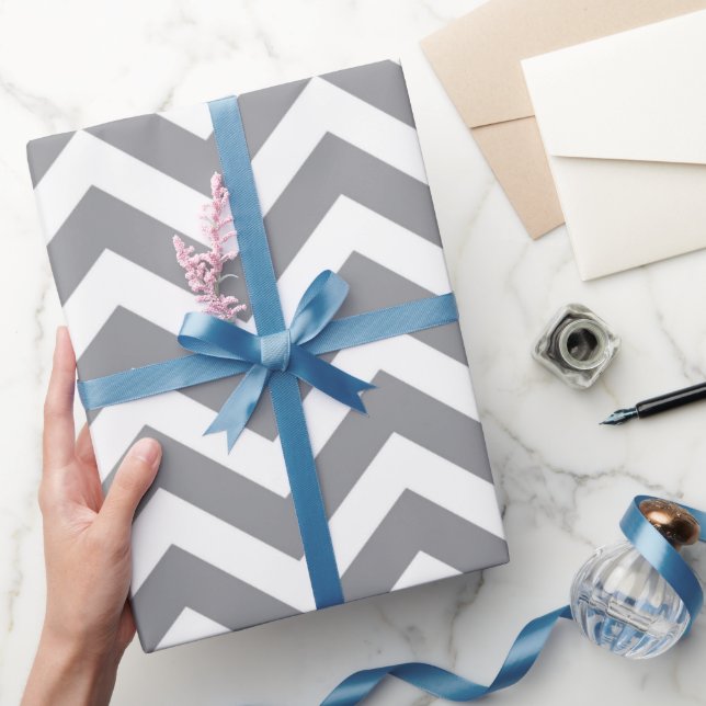 Papier Cadeau Gris et blanc Chevron épais Mariage Anniversaire V (Cadeaux)
