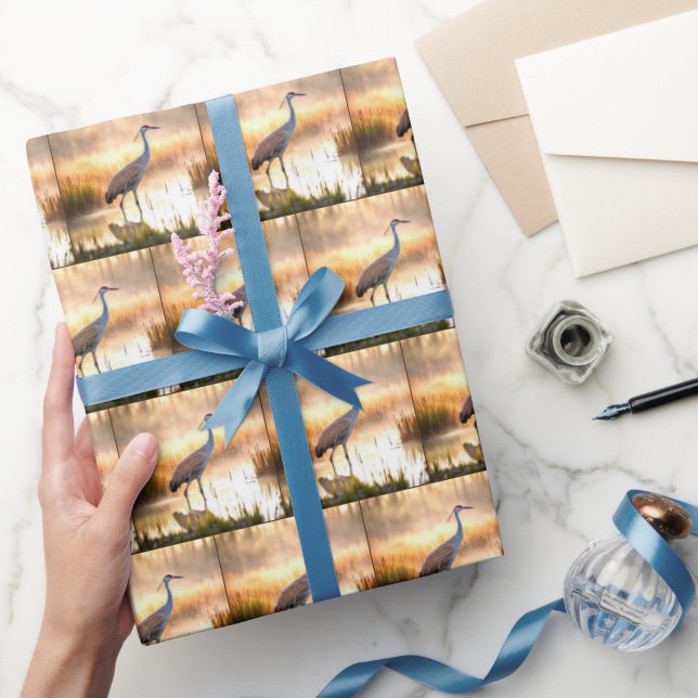 Papier Cadeau Grue De Sandhill Dans Un Marais (Cadeaux)