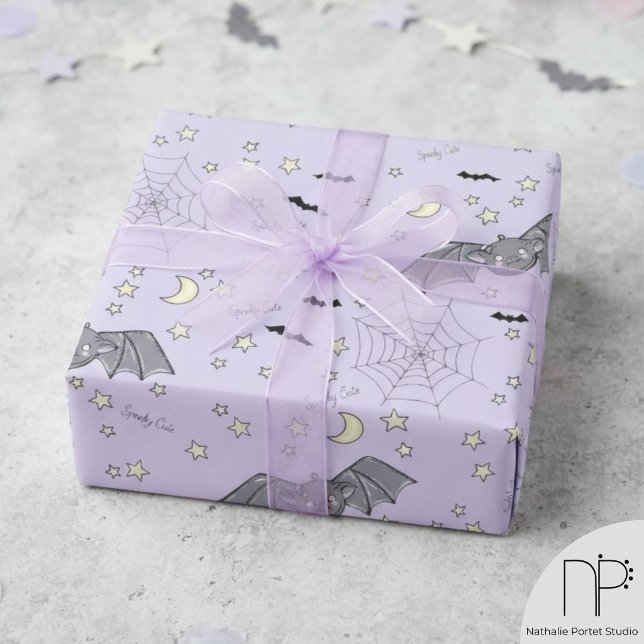 Papier cadeau Halloween Chauves-souris Mignonnes V (Hand-drawn baby bat star moon pastel purple Halloween wrapping paper unique gift wrap)