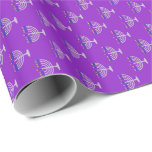 Papier Cadeau Hanoukka Silver Menorah sur Purple<br><div class="desc">Papier enveloppant avec menorah argent avec bougies bleues et motif de flamme de bougie jaune sur un arrière - plan violet. Personnalisable . Parfait pour la fête juive d'Hanoukka (Chanukah).</div>
