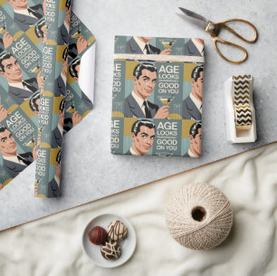 Papier Cadeau Homme Élégant avec un Martini et Message d'Anniver