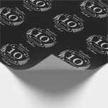 Papier Cadeau Ivory Traditionnel mariage anniversaire 10 ans<br><div class="desc">Un design pour célébrer 10 ans de mariage. Ce design a une couleur gris/argent (la couleur traditionnelle pour cet anniversaire) coloré couleur laurier sur un arrière - plan noir. Tin est le cadeau traditionnel pour cette occasion. Le texte dit "10 ans d'existence". Un design romantique pour célébrer votre 10e année...</div>