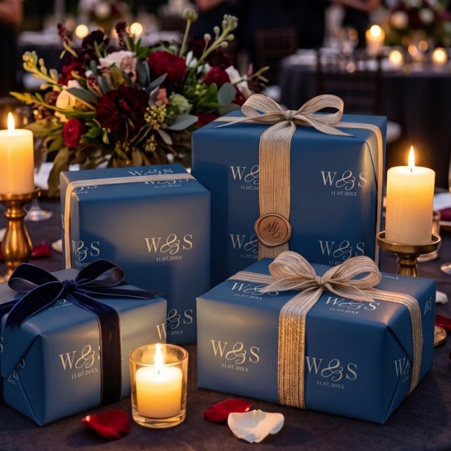 Papier Cadeau Jeunes mariés élégants bleu marine initiale (Créateur téléchargé)
