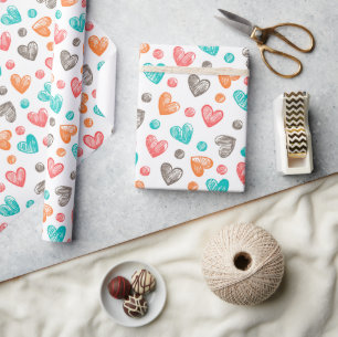 Papier Cadeau Joli motif artistique de cœur en rouge, rose, aigu