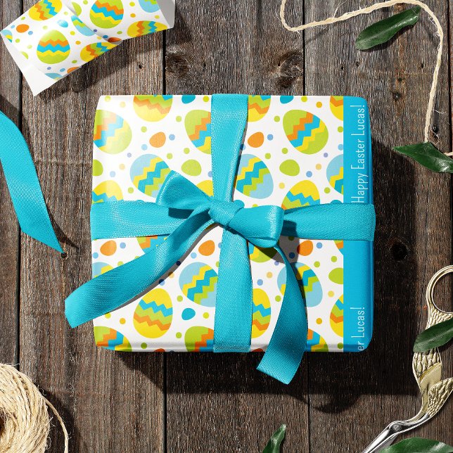 Papier Cadeau Joli Motif coloré d'Oeuf de Pâques avec nom enfant (Créateur téléchargé)