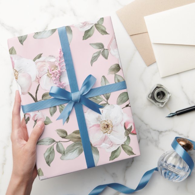 Papier Cadeau Jolie douche de mariée aux fleurs roses et blanche (Cadeaux)