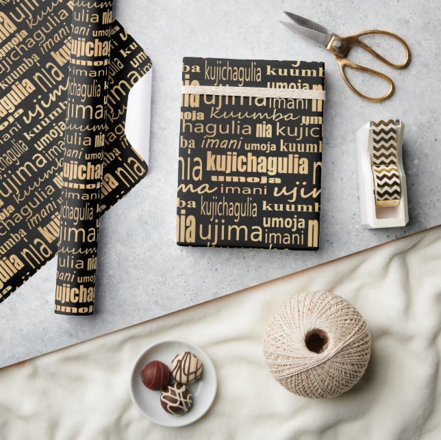 Papier Cadeau Kwanzaa Sept Principes (Noir/Or) (Artisanat)