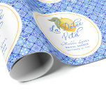 Papier Cadeau La Dolce Vita Fête de Mariage Personnalisée<br><div class="desc">Un motif répété "La Dolce Vita" en écriture élégante superposé sur un citron aquarelle délicat sur un fond de carreaux méditerranéens. Personnalisez le modèle avec un nom,  un titre d'événement et une date pour créer votre papier d'emballage personnalisé qui sera sûr d'impressionner.  © Kimbellished,  LLC</div>