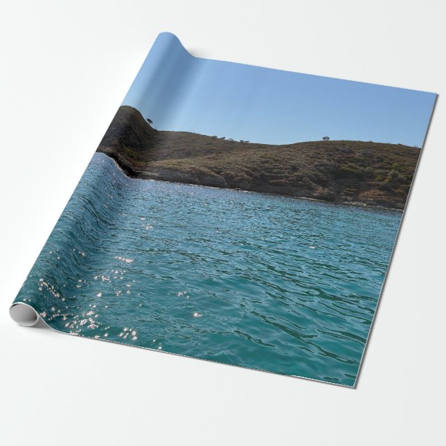 Papier Cadeau La mer Méditerranée avec une colline herbeuse  (Déroulé)