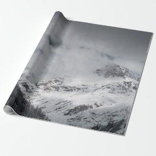 PAPIER CADEAU LA NEIGE COUVERT LA MONTAGNE SOUS LE CIEL NUAGE PE