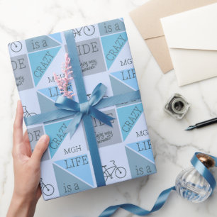 Papier Cadeau La vie de monogramme personnalisé est un tour fou