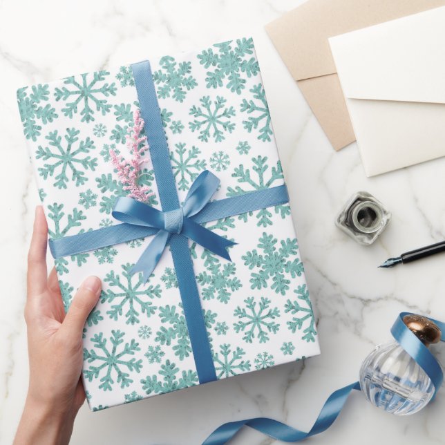 Papier Cadeau Les flocons de neige sur le blanc. (Cadeaux)