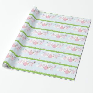 Papier Cadeau Ligne de vêtements mignonette bébé fille