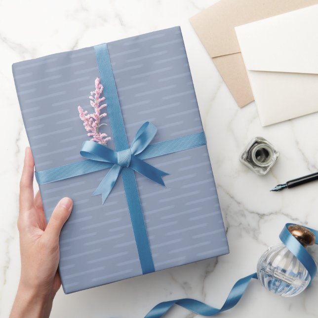 Papier Cadeau Lignes subtiles sur bleu gris clair (Cadeaux)