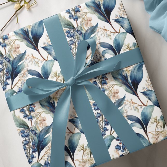 Papier Cadeau Lys de la vallée et Hawthorn modèle floral (Elegant Maximalist Lily of the Valley and Hawthorne Floral Wrapping Paper)