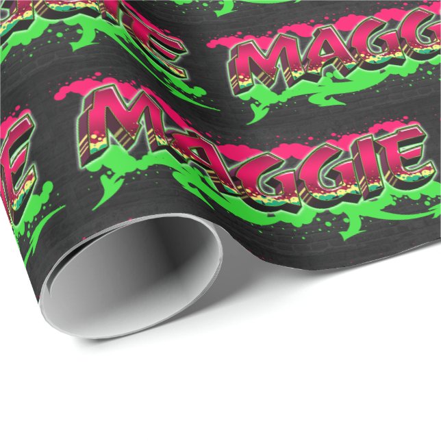 Papier Cadeau Maggie prénom nom Graffiti rouge vert (Coin rond)